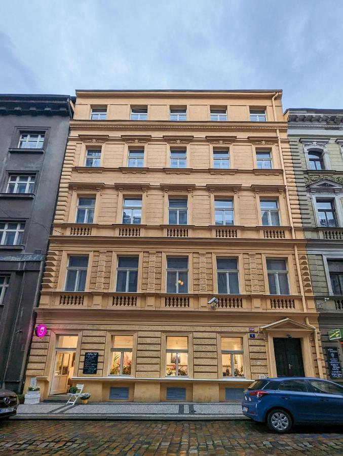Stru House By Prague Days - Luxurious Apartments Next To National Theatre Esterno foto