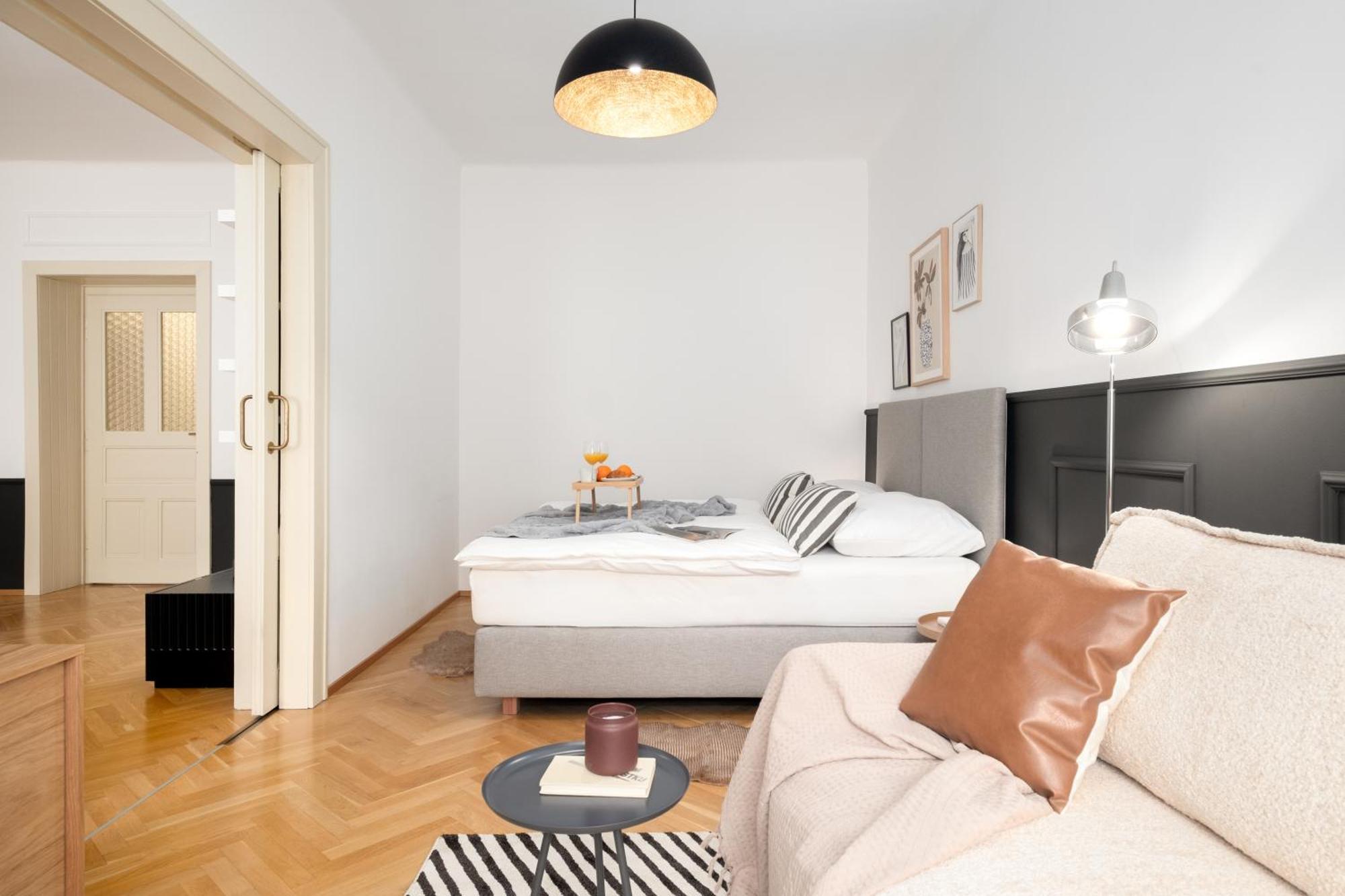 Stru House By Prague Days - Luxurious Apartments Next To National Theatre Esterno foto